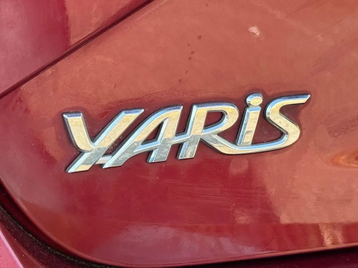 2017-toyota-yaris-10-vvt-i-icon-tech-big-40