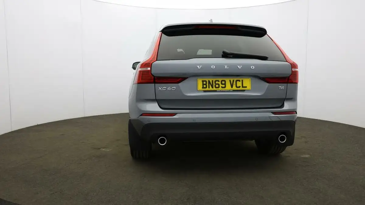 2019-volvo-xc60-20-t4-edition-big-64