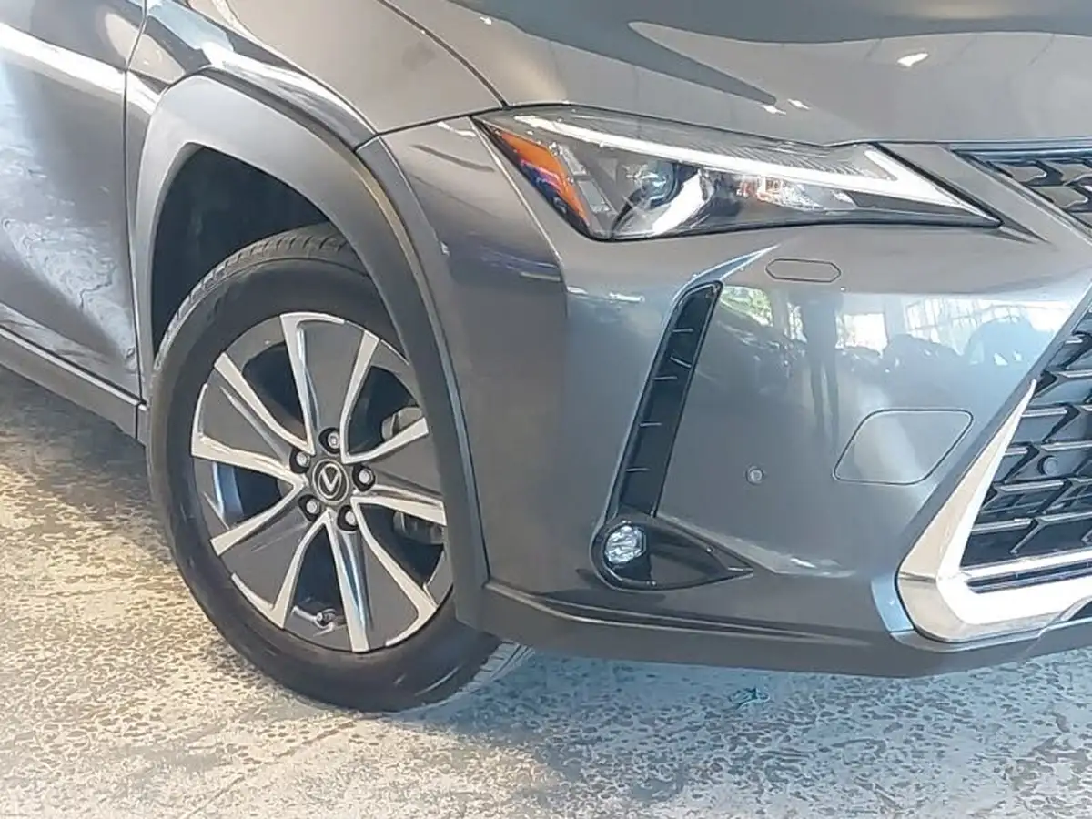 2024-lexus-ux-300e-e-ux-728kwhpremium-plus-pack18in-wheels-big-8