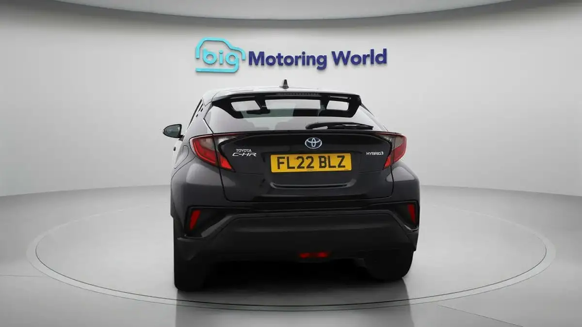 2022-toyota-c-hr-18-vvt-i-design-big-6