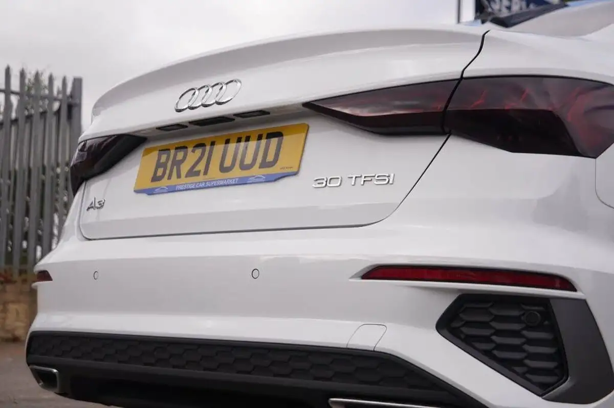 2021-audi-a3-10-30-tfsi-s-line-saloon-4d-big-44