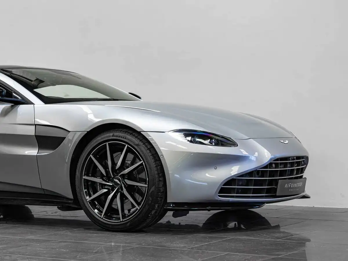 2019-aston-martin-vantage-40-v8-vantage-big-21