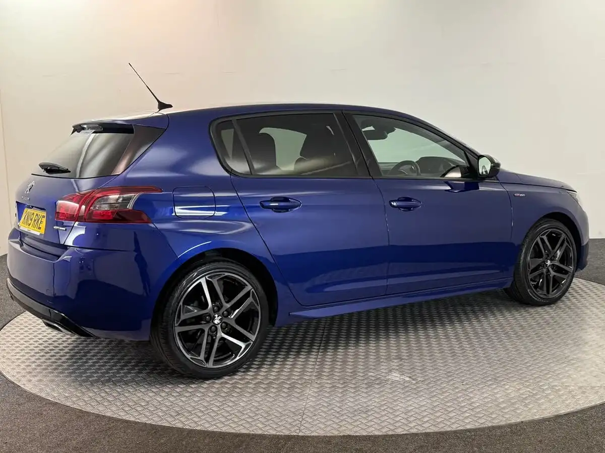 2019-peugeot-308-15-bluehdi-gt-line-big-6