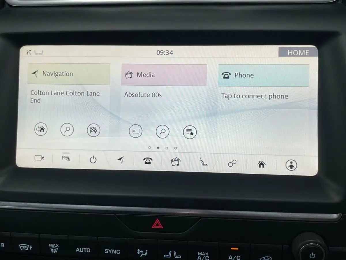 2019-jaguar-e-pace-20-i4d-r-dynamic-s-150ps-big-36