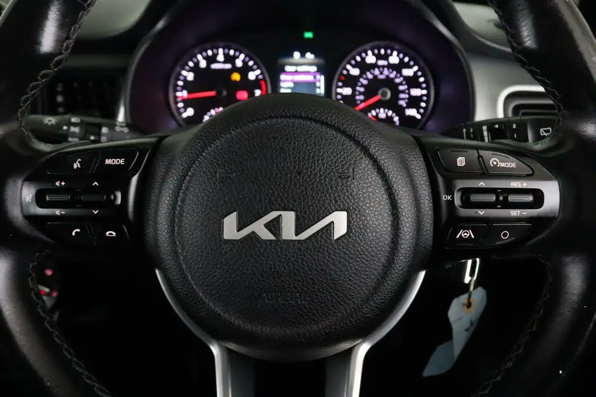 2021-kia-stonic-10-t-gdi-2-99bhp-big-15