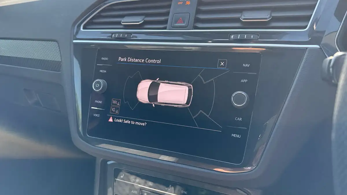 2021-volkswagen-tiguan-15-tsi-r-line-big-20