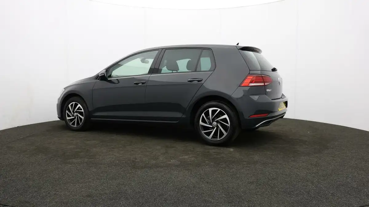 2019-volkswagen-golf-16tdi-match-edition-hatchback-big-71