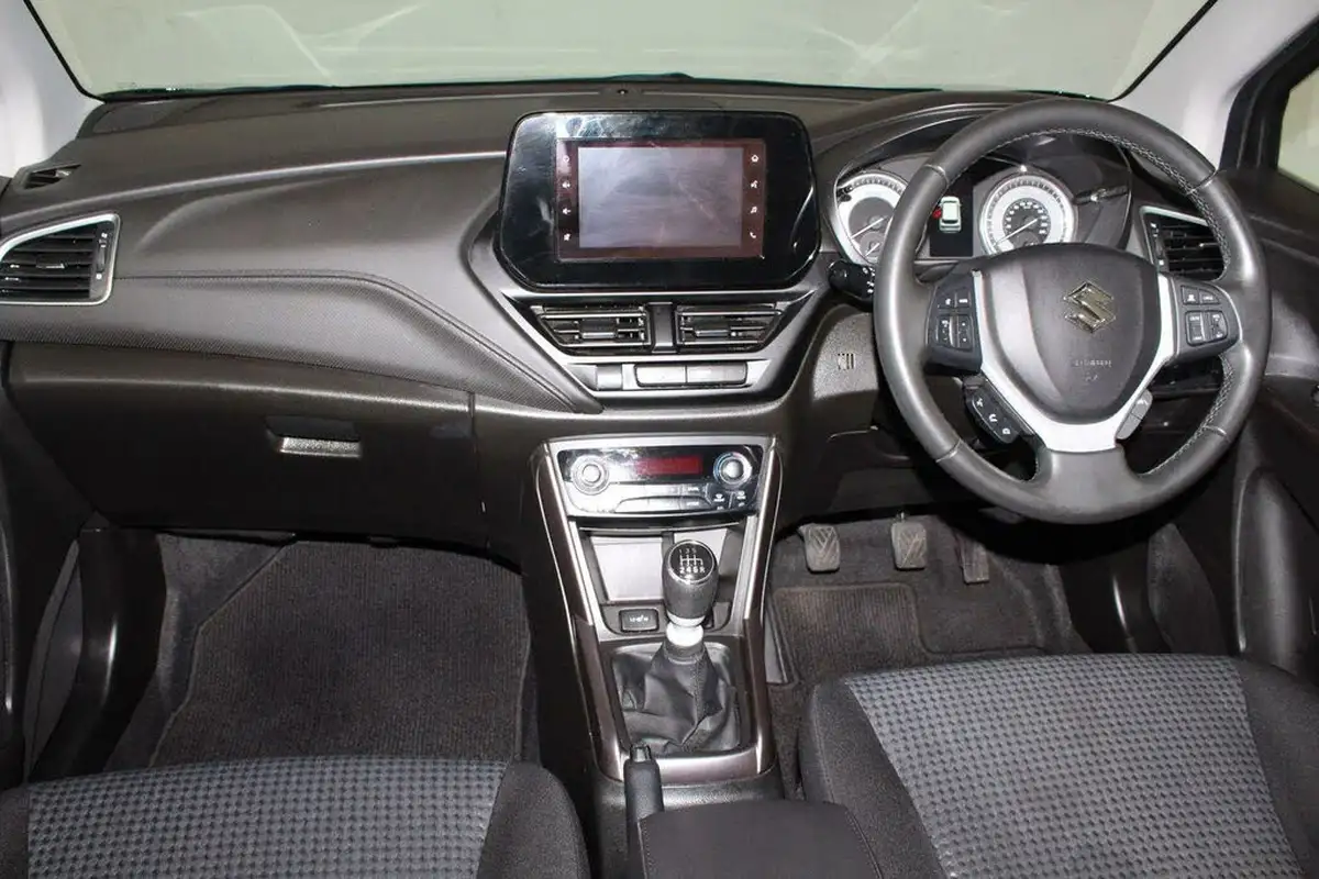 2021-suzuki-s-cross-14-boosterjet-motion-big-8