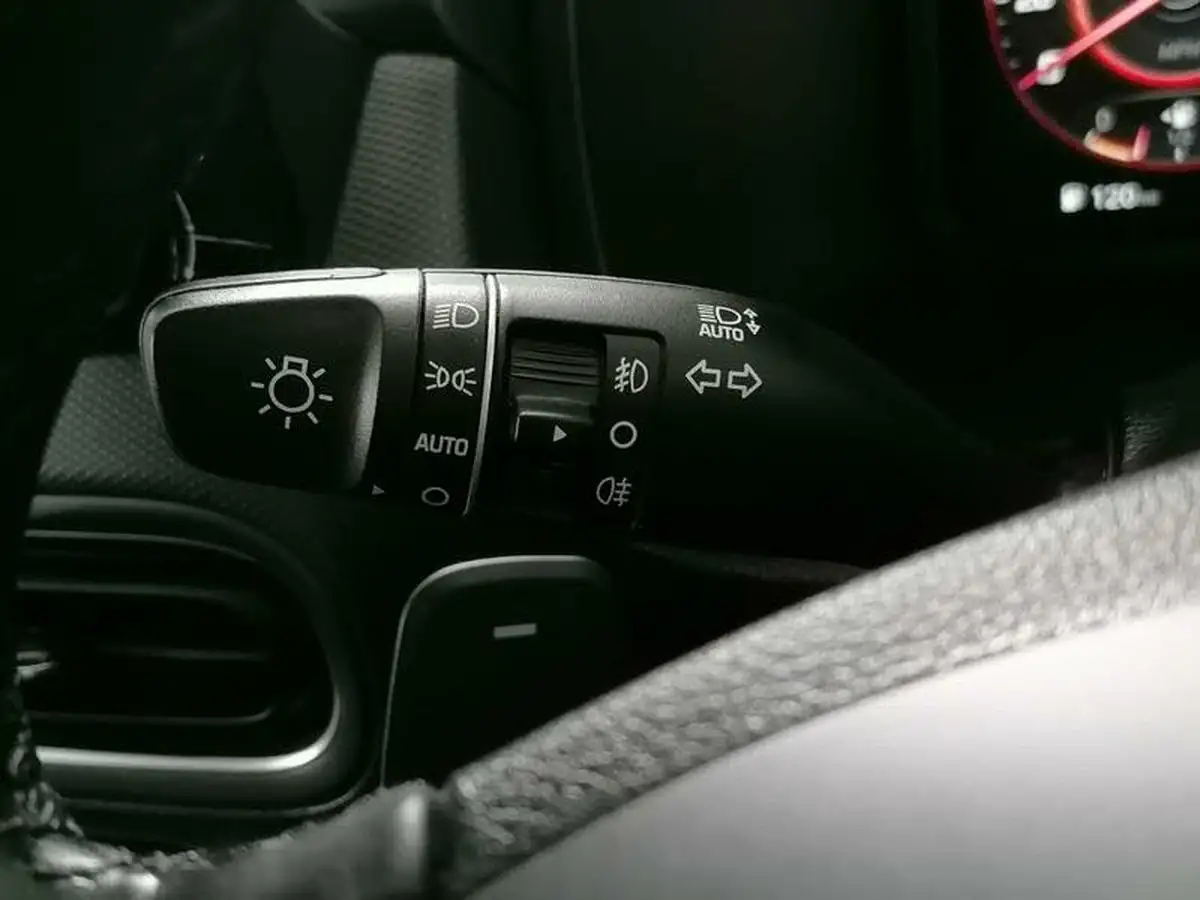 2023-hyundai-kona-16-gdi-ultimate-big-16