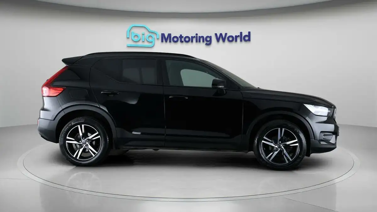 2021-volvo-xc40-15-t3-r-design-163bhp-big-8