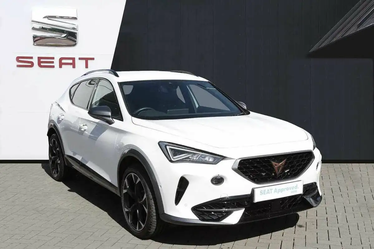 2022-cupra-formentor-14-e-hybrid-vz1-big-0