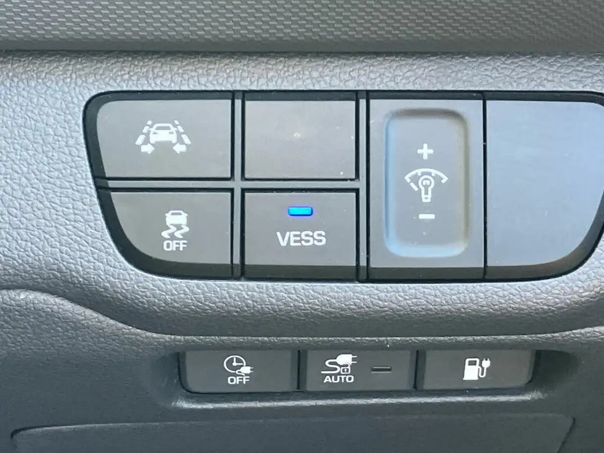 2018-hyundai-ioniq-e-premium-electric-big-42