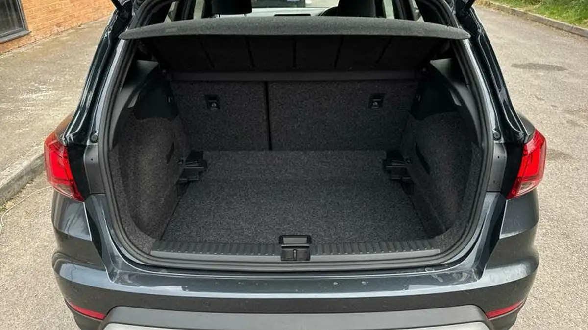 2022-seat-arona-10-tsi-xperience-dsg-big-18