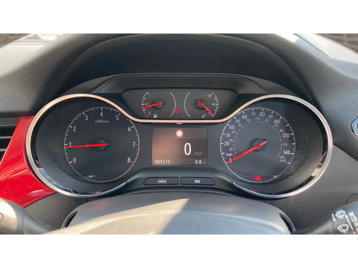 2023-vauxhall-crossland-12-gs-110ps-big-17