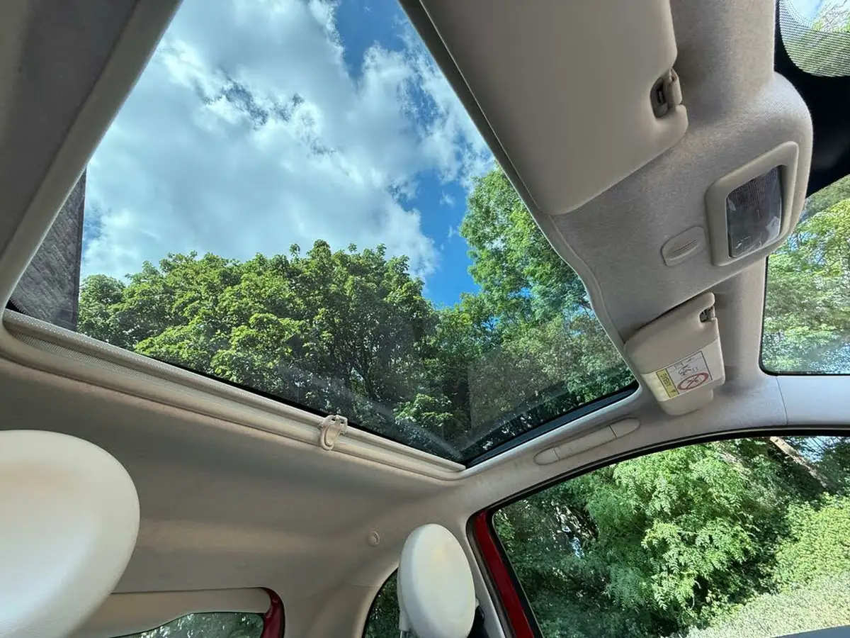 2015-fiat-500-12-lounge-ss-big-35
