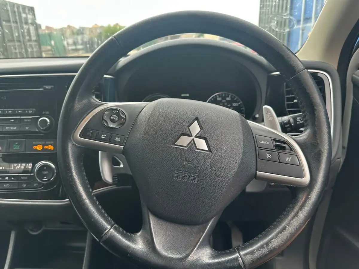 2015-mitsubishi-outlander-20-gx3h-5st-big-29