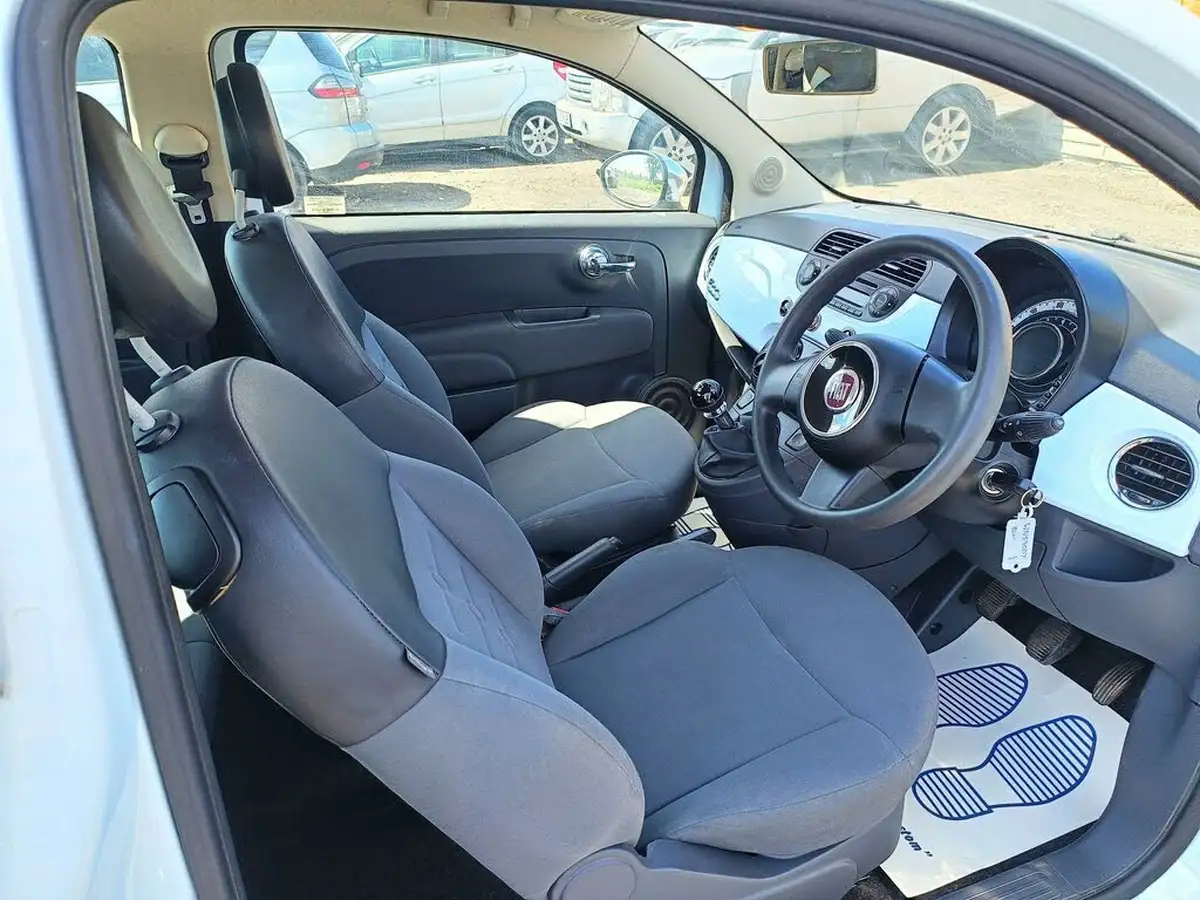2009-fiat-500-12-pop-big-31