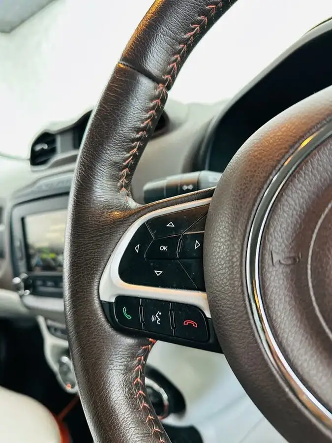 2016-jeep-renegade-16-multijet-ii-limited-ss-big-26