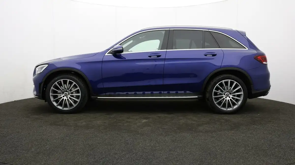 2022-mercedes-benz-glc-class-20d-glc300d-amg-line-premium-245ps-coupe-5d-1950cc-big-69