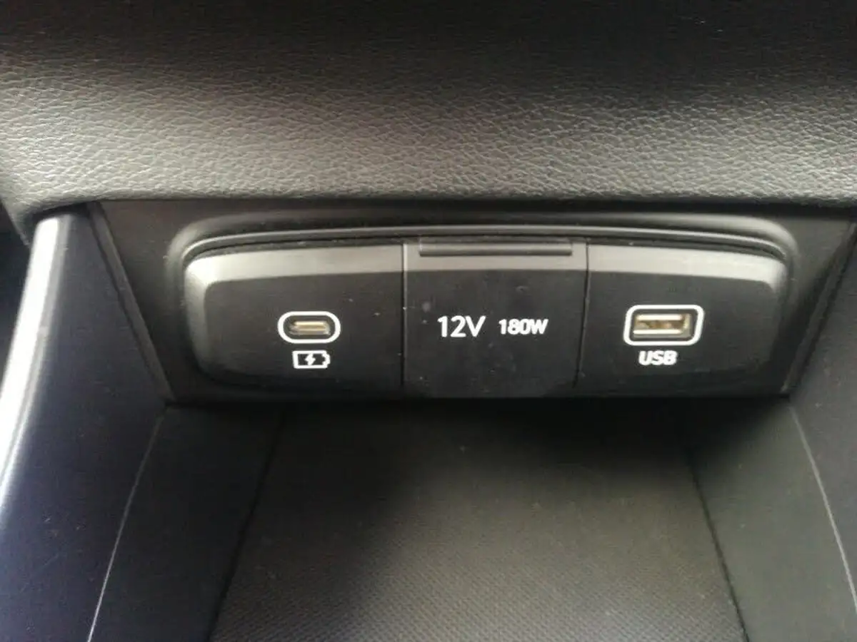 2024-hyundai-i20-10-t-gdi-advance-big-16