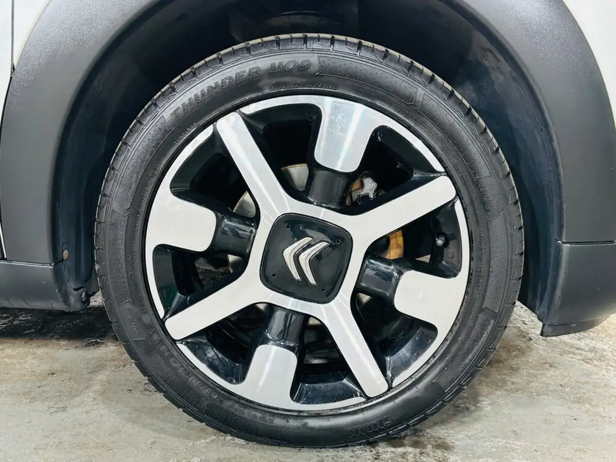 2018-citroen-c4-cactus-12-puretech-flair-110ps-eat6-big-27