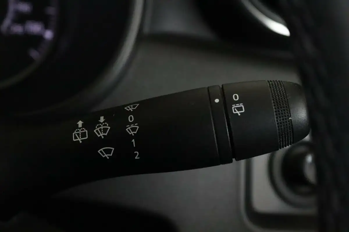 2020-dacia-duster-13-tce-comfort-ss-big-20