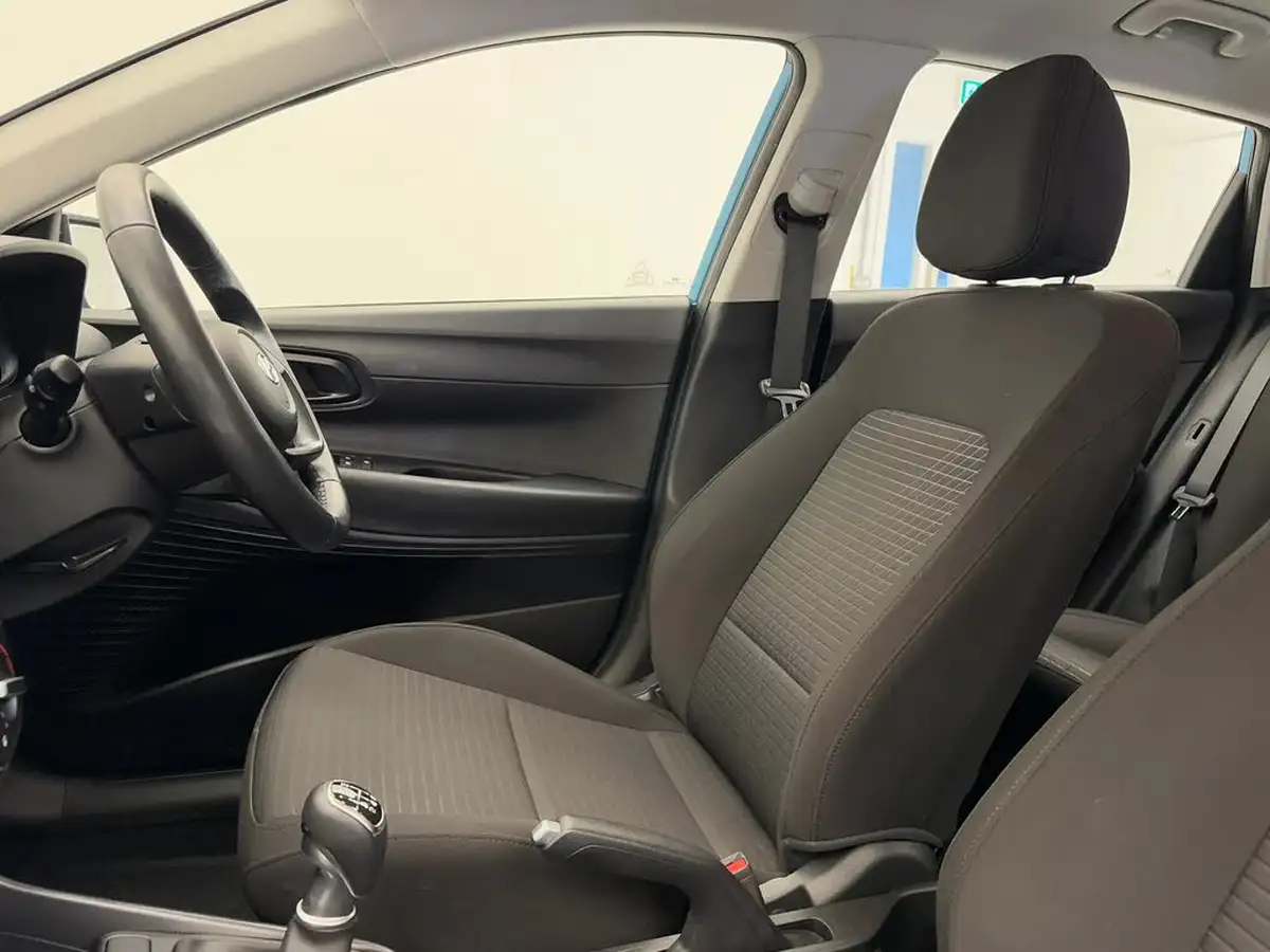 2022-hyundai-i20-10-t-gdi-se-connect-eclutch-imt-big-15