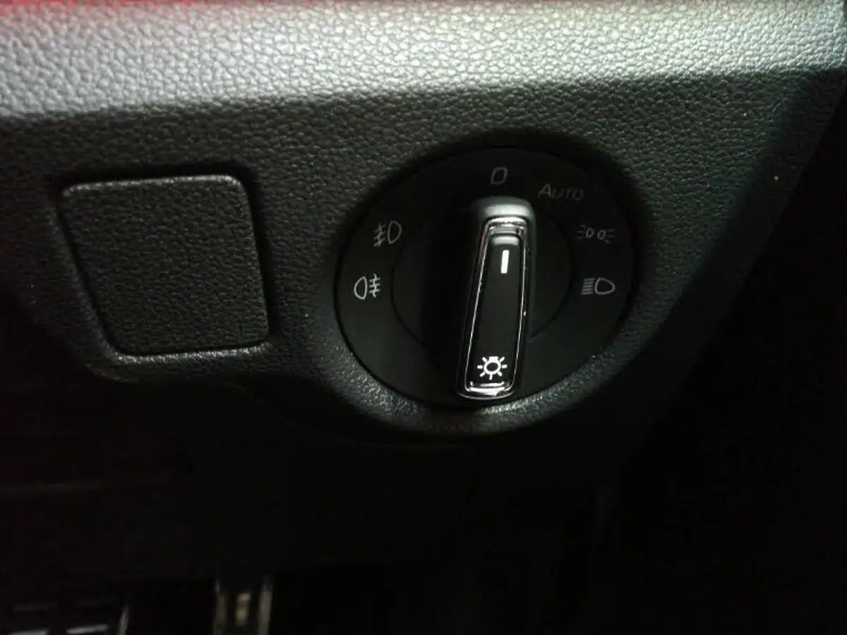 2024-skoda-kamiq-10-tsi-monte-carlo-116ps-dsg-big-17