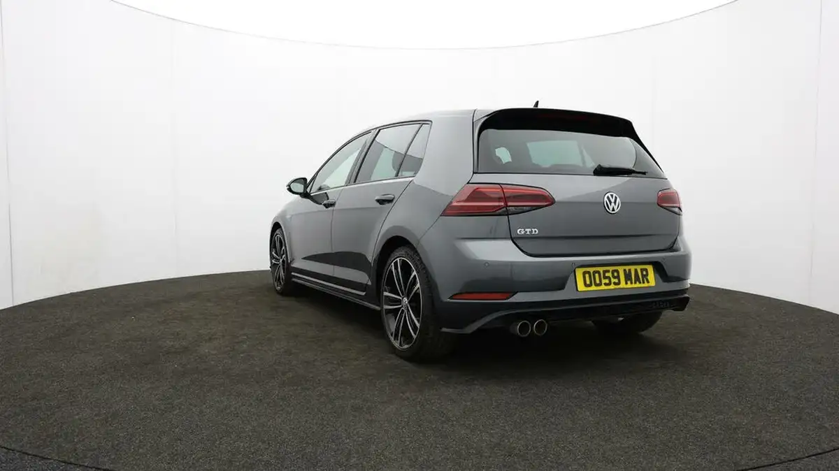 2017-volkswagen-golf-20tdi-gtd-ss-hatchback-5d-big-78