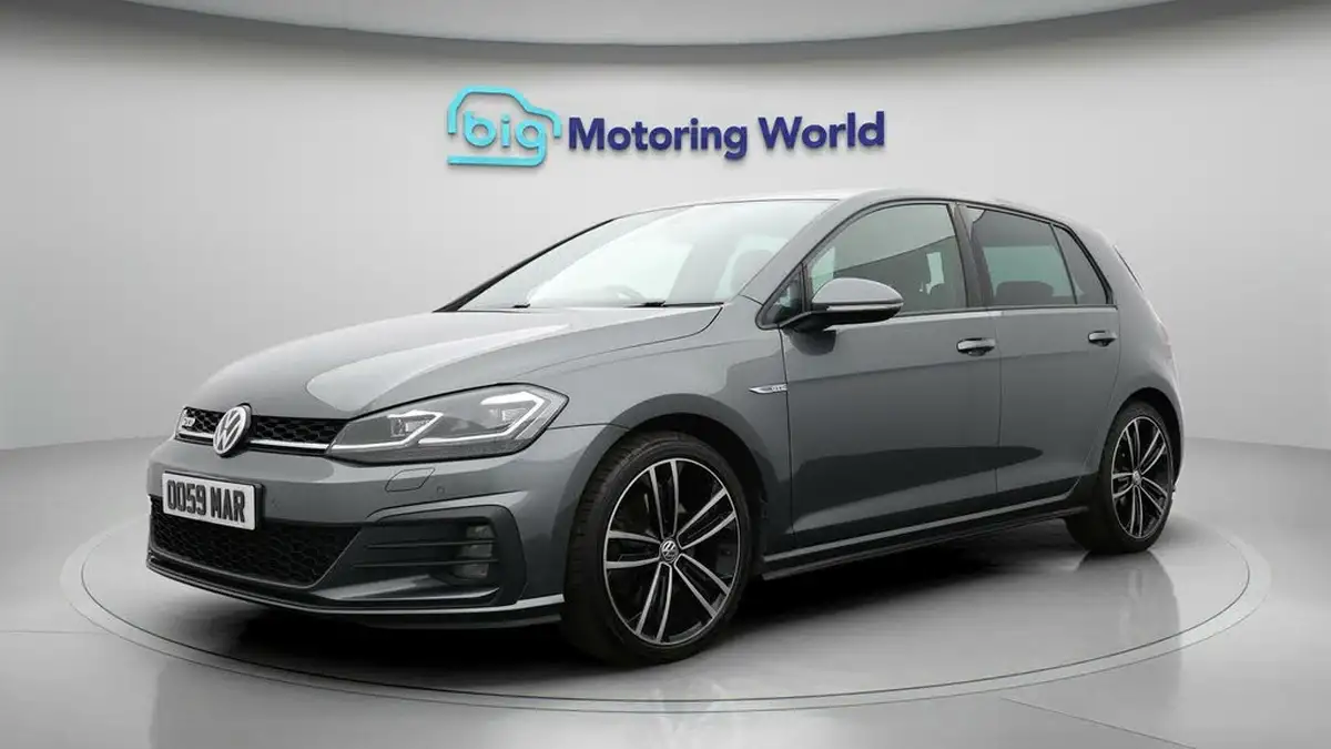 2017-volkswagen-golf-20tdi-gtd-ss-hatchback-5d-big-2