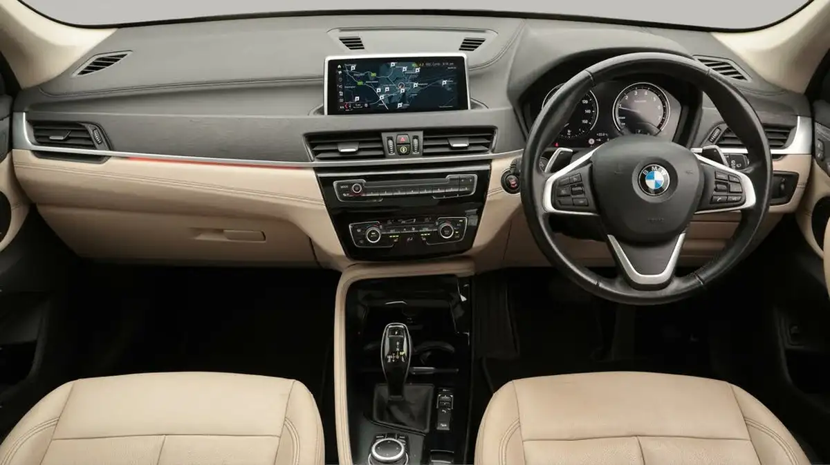 2019-bmw-x1-20-xdrive20i-xline-big-13