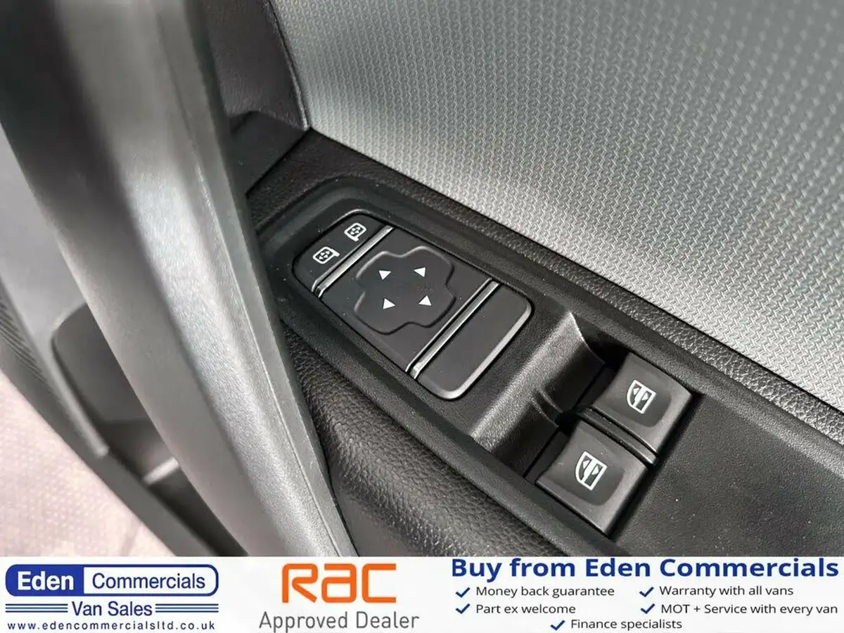 2024-renault-kangoo-15dci-ll21-95-advance-eu6e-panel-big-17