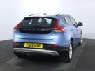 2015-volvo-v40-16td-d2-cross-country-lux-powershift-small-6