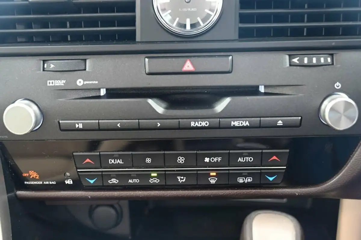 2019-lexus-rx-450h-35-rx-big-25