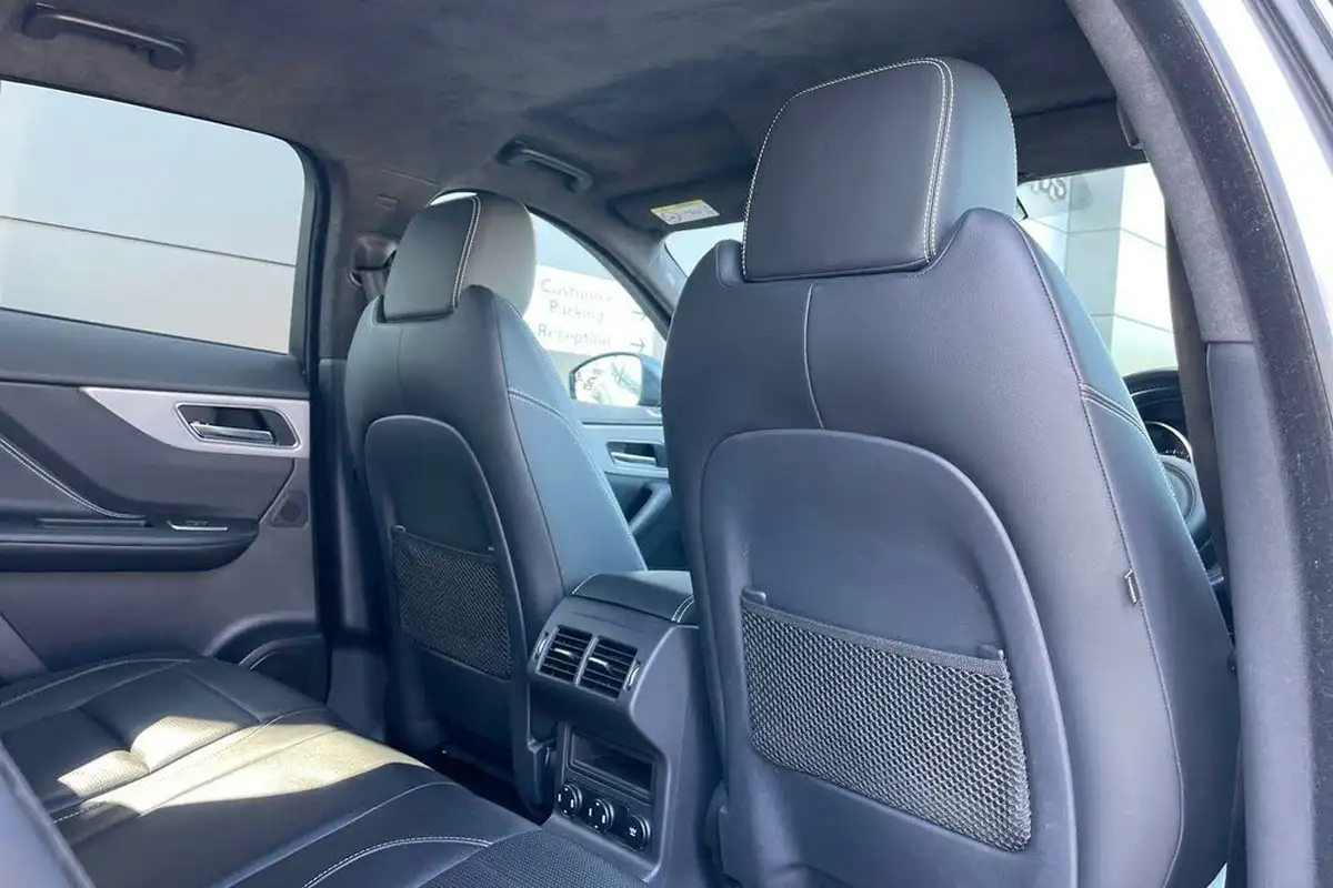 2019-jaguar-f-pace-20-i4d-r-sport-180ps-awd-auto-big-29