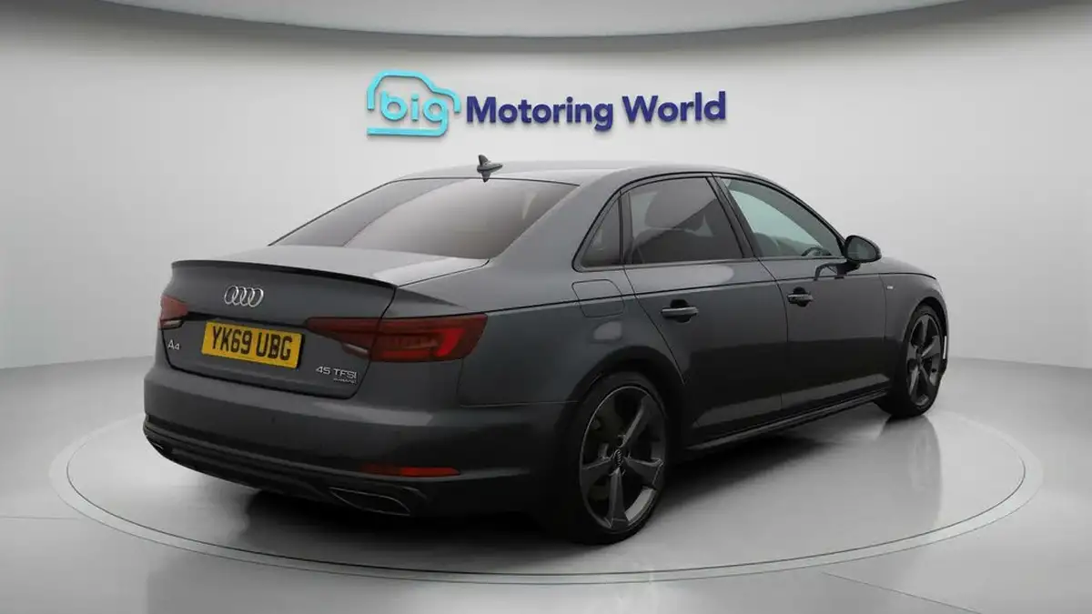 2019-audi-a4-20-45-tfsi-black-edition-big-7