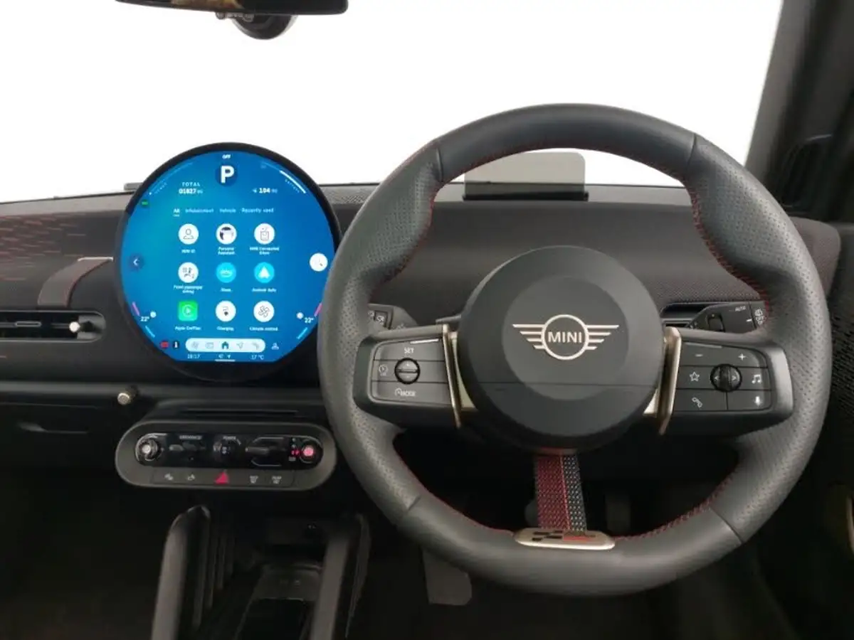 2024-mini-cooper-e-cooper-se-sport-big-4