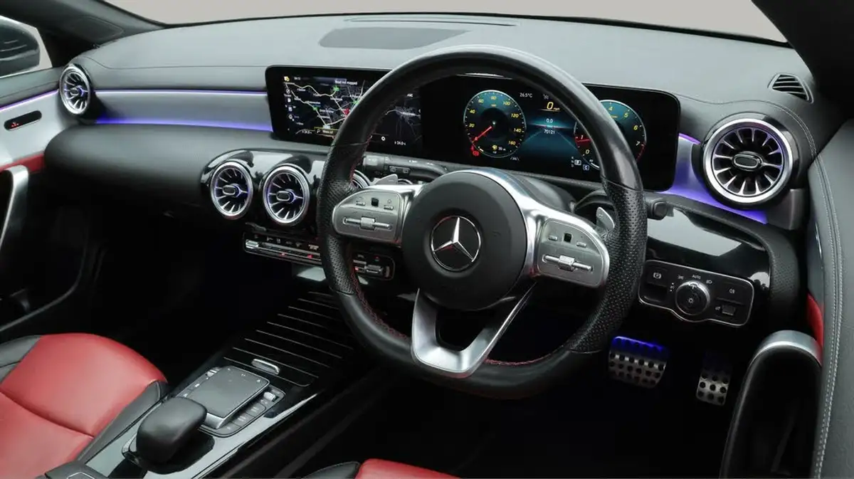 2022-mercedes-benz-cla-13-cla-180-amg-line-premium-plus-shooting-brake-5d-big-9