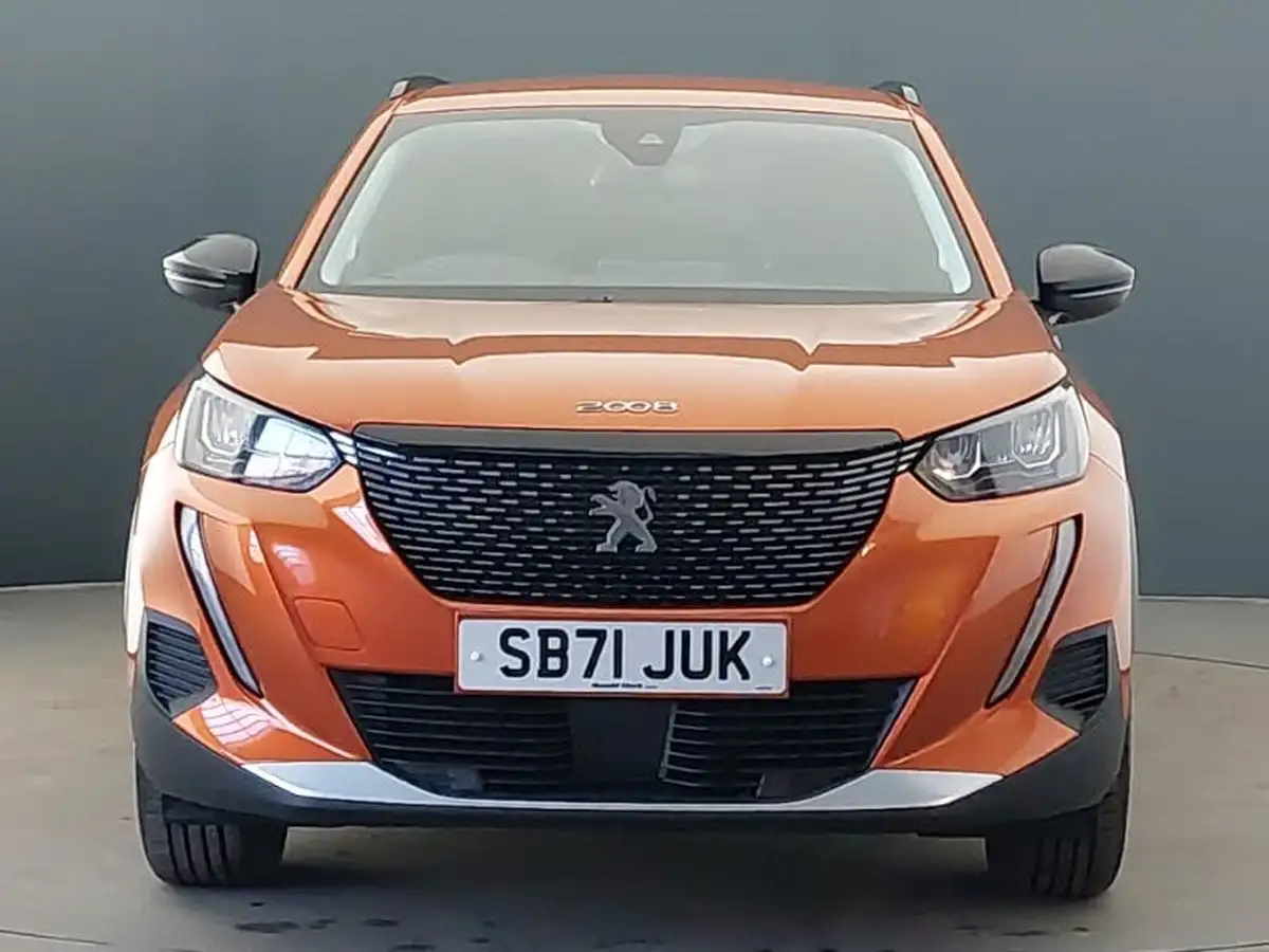 2022-peugeot-2008-suv-12-puretech-allure-premium-100bhp-big-18