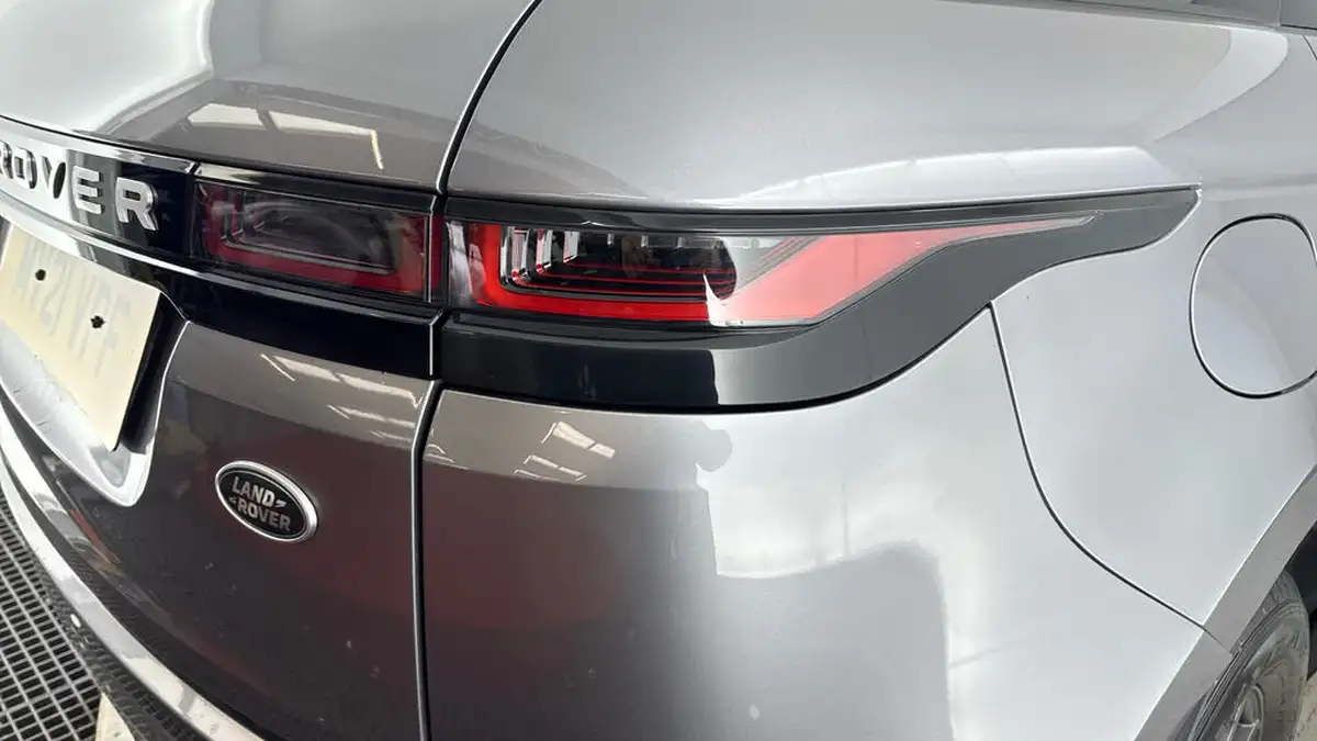 2021-land-rover-range-rover-evoque-20-d165-awd-auto-big-21