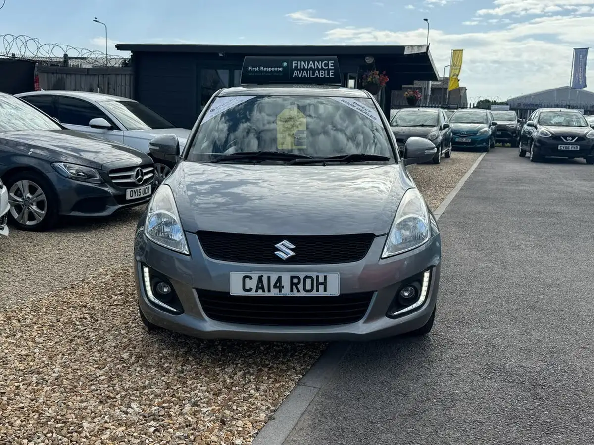 2014-suzuki-swift-12-sz4-94ps-3d-big-1