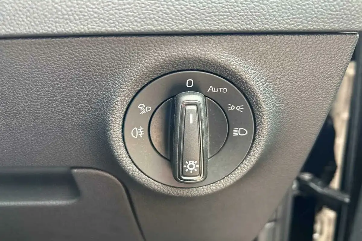 2023-skoda-karoq-15-tsi-sportline-dsg-big-33