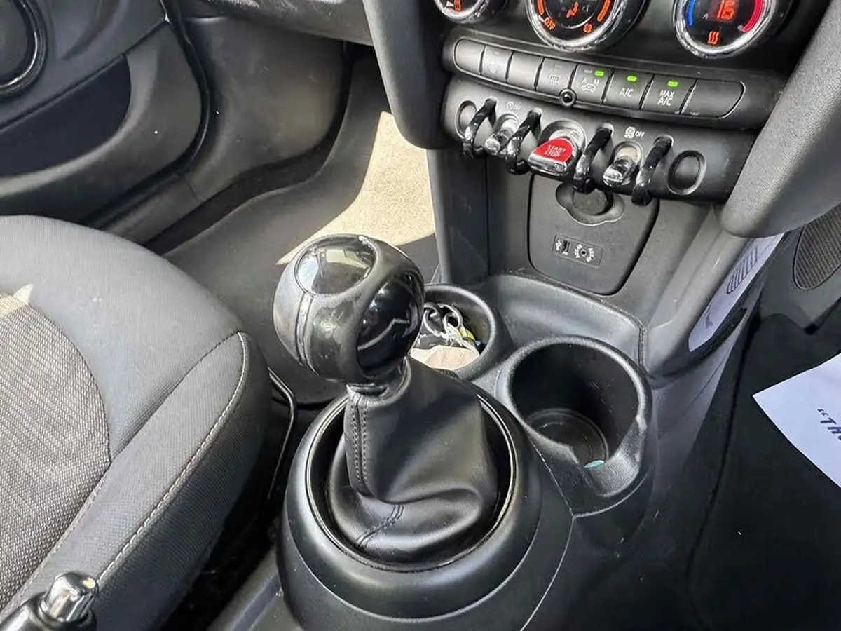 2014-mini-cooper-15td-cooper-d-5d-big-29