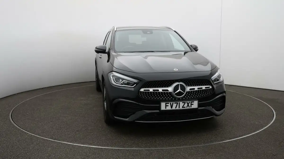 2022-mercedes-benz-gla-class-13-gla-180-amg-line-premium-big-39