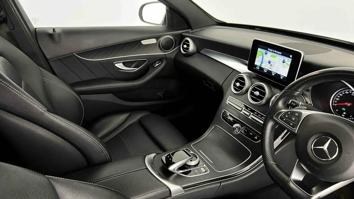 2016-mercedes-benz-c-class-21d-c220d-amg-line-170ps-ss-saloon-4d-auto-big-34