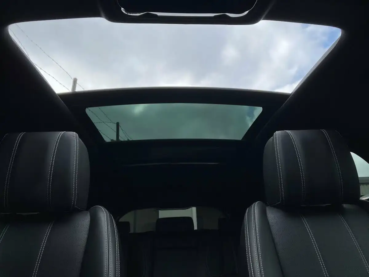 2021-land-rover-range-rover-velar-20-d200-r-dynamic-hse-big-34