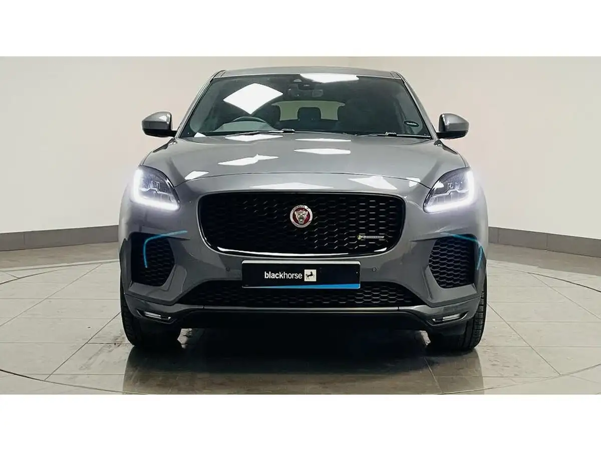 2020-jaguar-e-pace-20-i4-chequered-flag-200ps-big-10