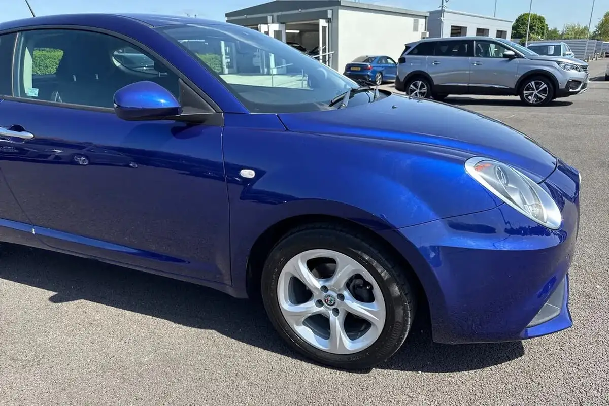 2018-alfa-romeo-mito-09-big-34