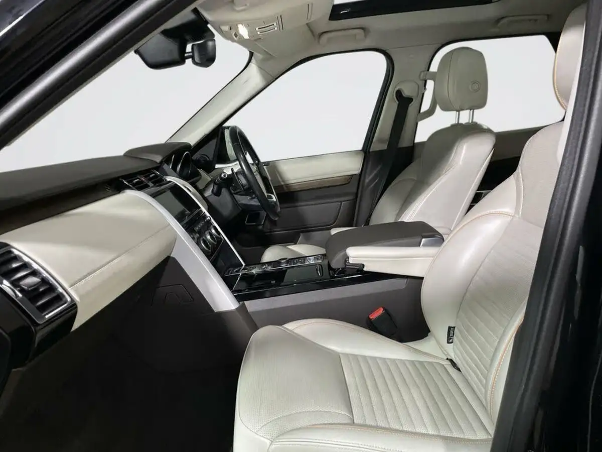 2017-land-rover-discovery-20sd4-hse-240ps-awd-station-wagon-5d-auto-big-12