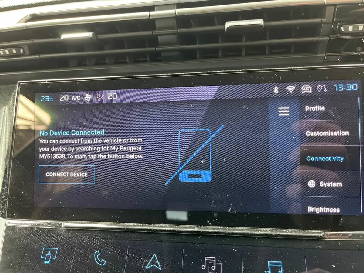2022-peugeot-308-15-bluehdi-allure-premium-eat8-big-24